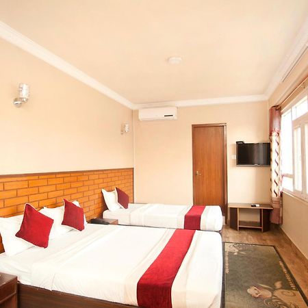 Hotel Holiday Taj Катманду Экстерьер фото
